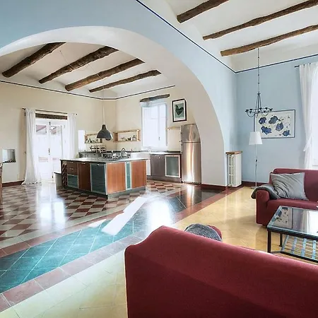 Sleeps 8 Appartement
