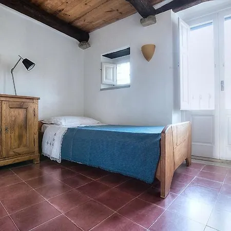Appartement Sleeps 8 *