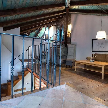 Sleeps 8